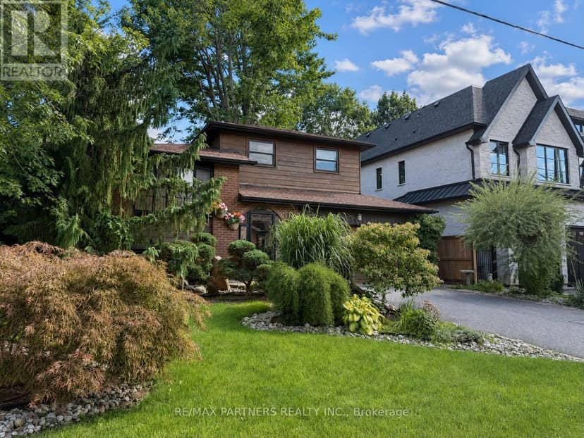 23 Pomander Road — photo 2 of 13