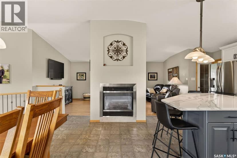 Hiebert Acreage — photo 13 of 40