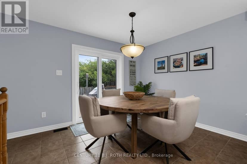 15 Corbett Street — photo 10 of 39
