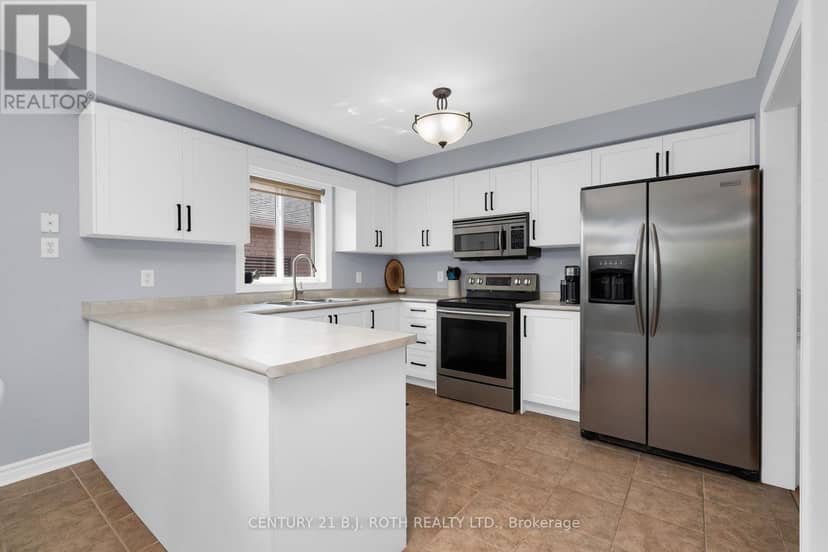 15 Corbett Street — photo 8 of 39