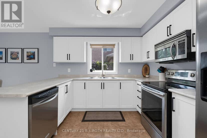 15 Corbett Street — photo 9 of 39