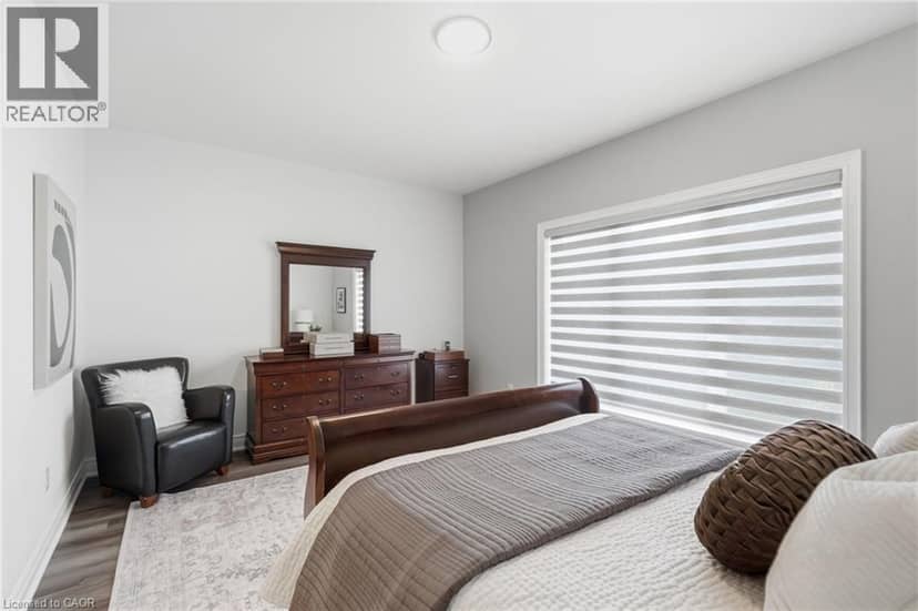 25 SUNRISE Court — photo 11 of 33
