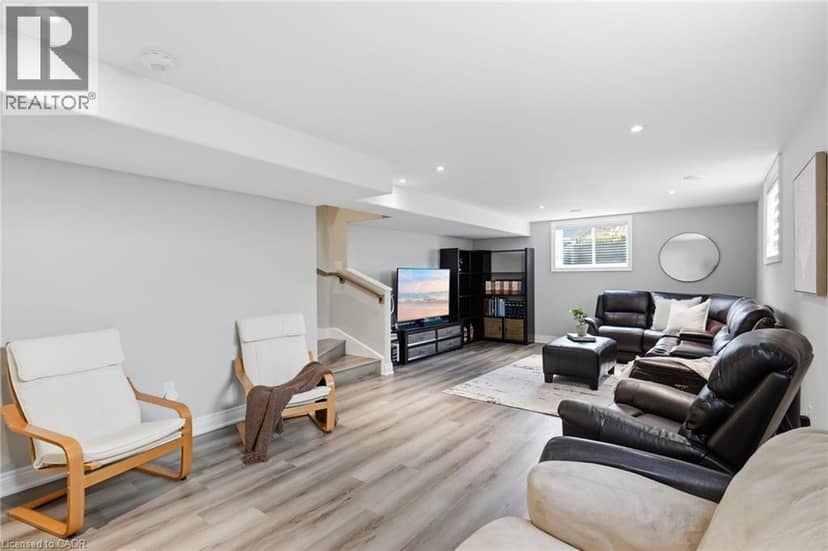 25 SUNRISE Court — photo 21 of 33