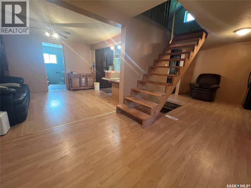 506 Gonczy AVENUE — photo 26 of 34