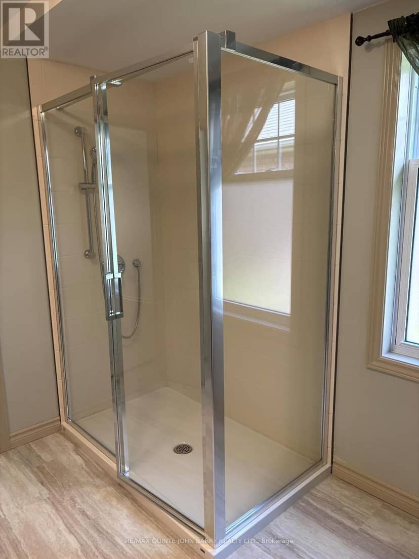 4 Hickory Court — photo 23 of 40