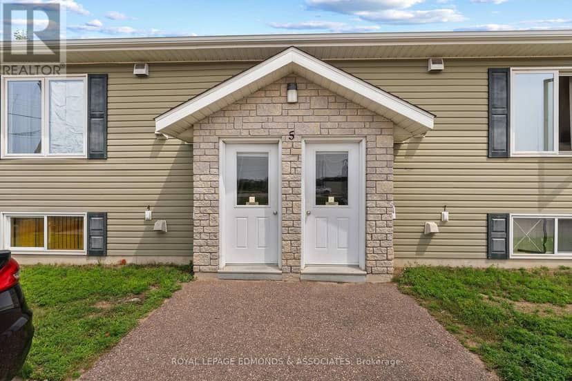 5 Renfrew Street — photo 6 of 18