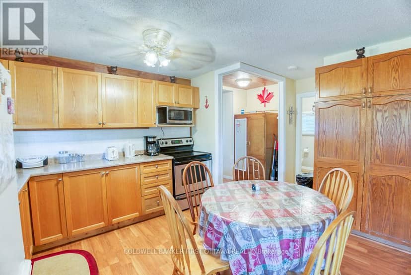 1036 Rossland Lane — photo 12 of 31