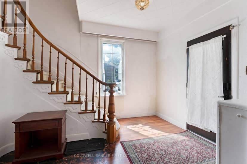 69 Wilson Street W — photo 11 of 40