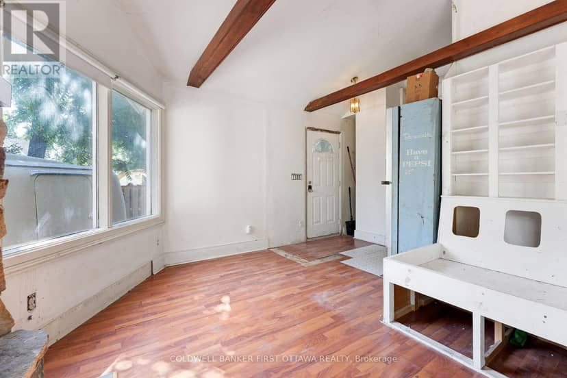 69 Wilson Street W — photo 23 of 40