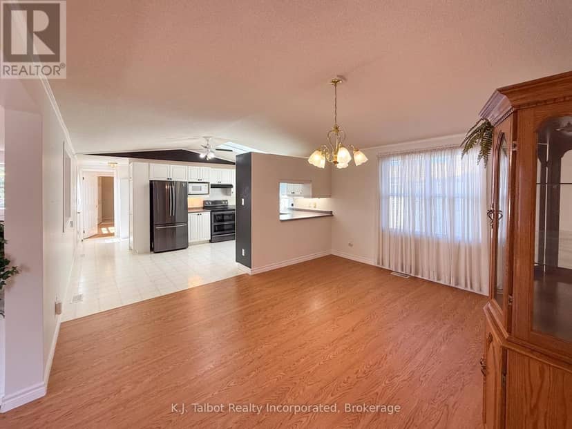 55 Algonquin Lane — photo 16 of 40