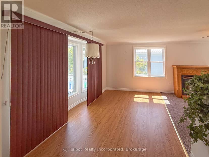 55 Algonquin Lane — photo 18 of 40