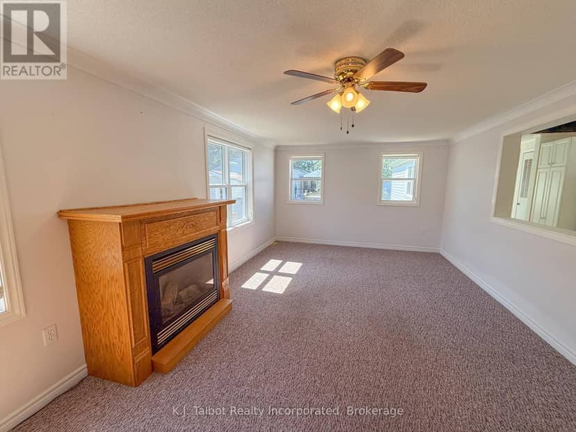 55 Algonquin Lane — photo 21 of 40