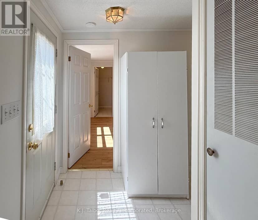 55 Algonquin Lane — photo 31 of 40