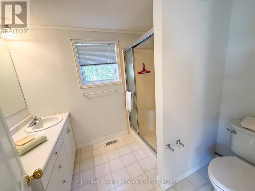 55 Algonquin Lane — photo 38 of 40