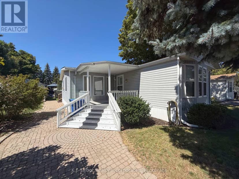 55 Algonquin Lane — photo 5 of 40