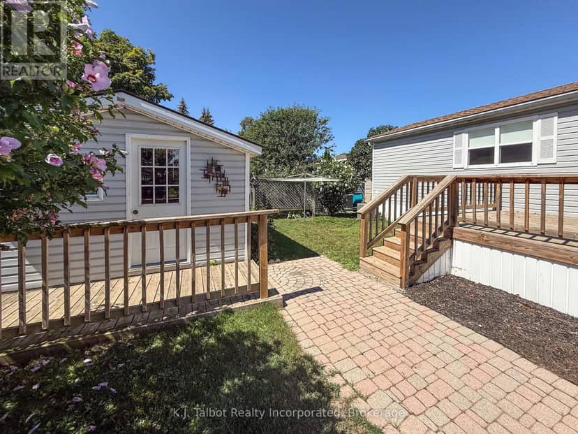 55 Algonquin Lane — photo 9 of 40