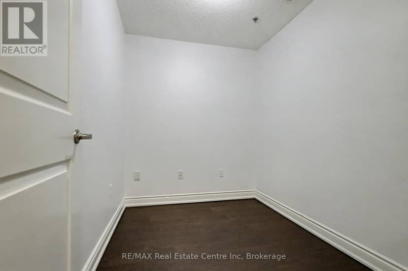 318 - 1440 Gordon Street — photo 25 of 30