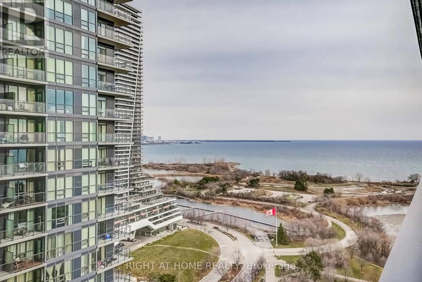 2710 - 2212 Lake Shore Boulevard W — photo 17 of 24