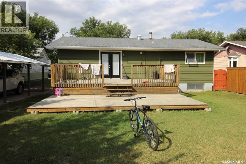 656 4th STREET W, Shaunavon, photo 4
