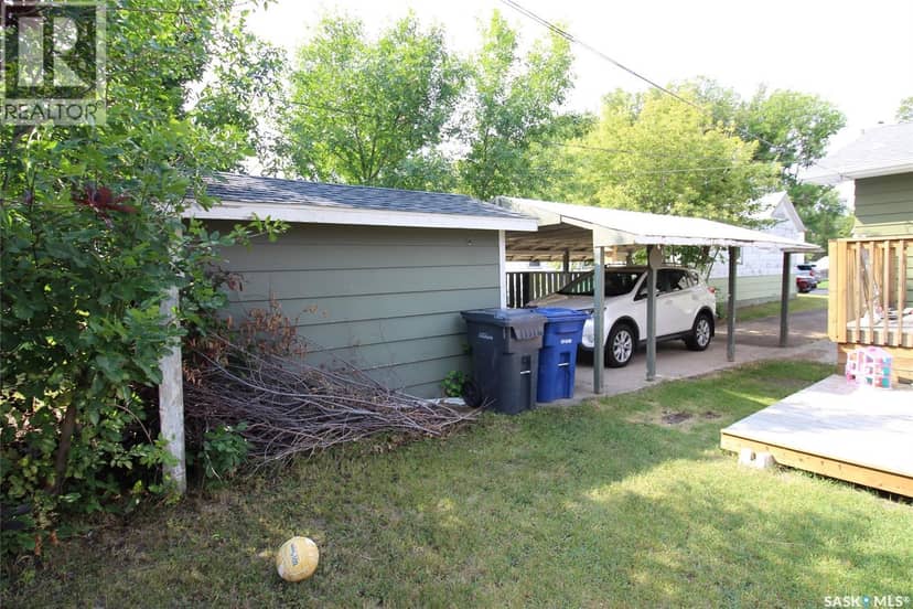 656 4th STREET W, Shaunavon, photo 5