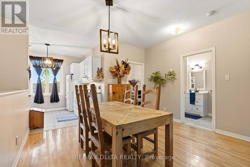1667 Manon Street — photo 11 of 27