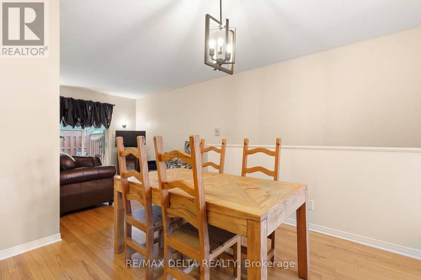 1667 Manon Street — photo 13 of 27