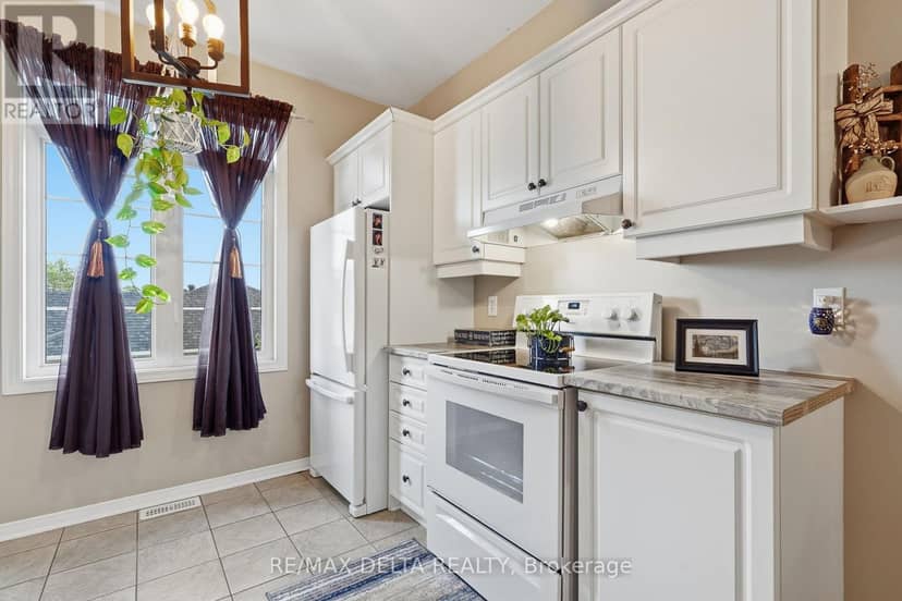 1667 Manon Street — photo 17 of 27