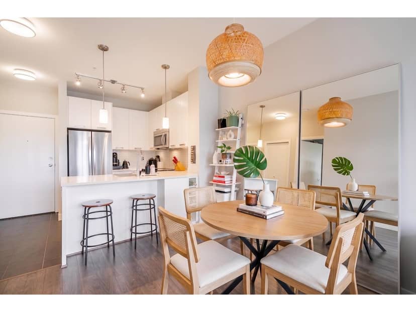 405 15388 105 AVENUE, Surrey