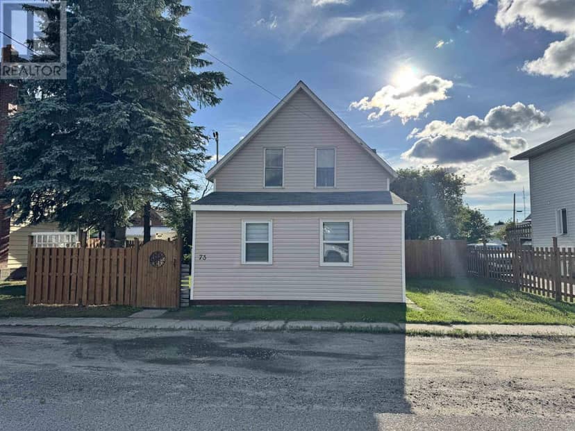 73 Lansdowne ST — photo 2 of 25