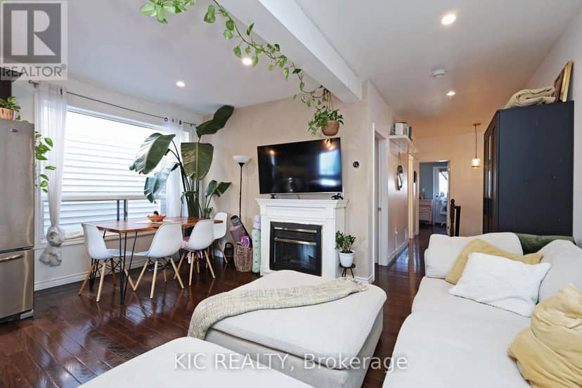 20 Ashdale Avenue — photo 16 of 35