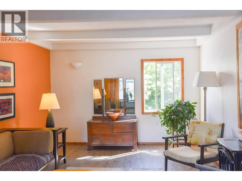 2502 KENNEY STREET, Terrace, photo 8