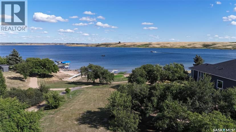 27 Grace BAY, Lake Diefenbaker, photo 3