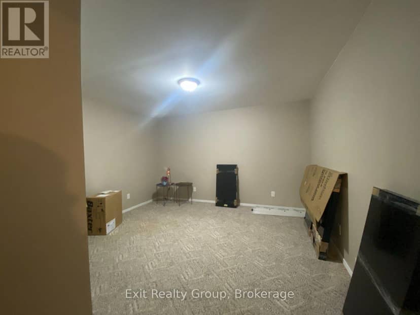 60 Oak Ridge Boulevard — photo 33 of 40