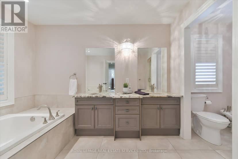 439 Martin Grove Road — photo 31 of 40