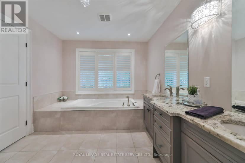 439 Martin Grove Road — photo 32 of 40