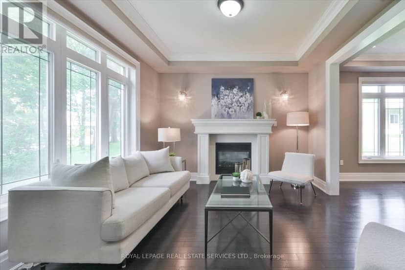 439 Martin Grove Road — photo 7 of 40