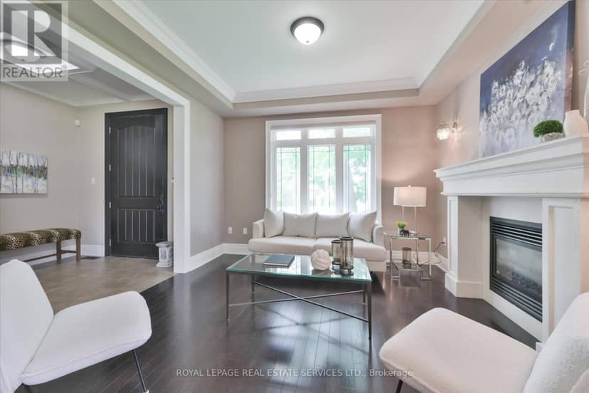 439 Martin Grove Road — photo 8 of 40