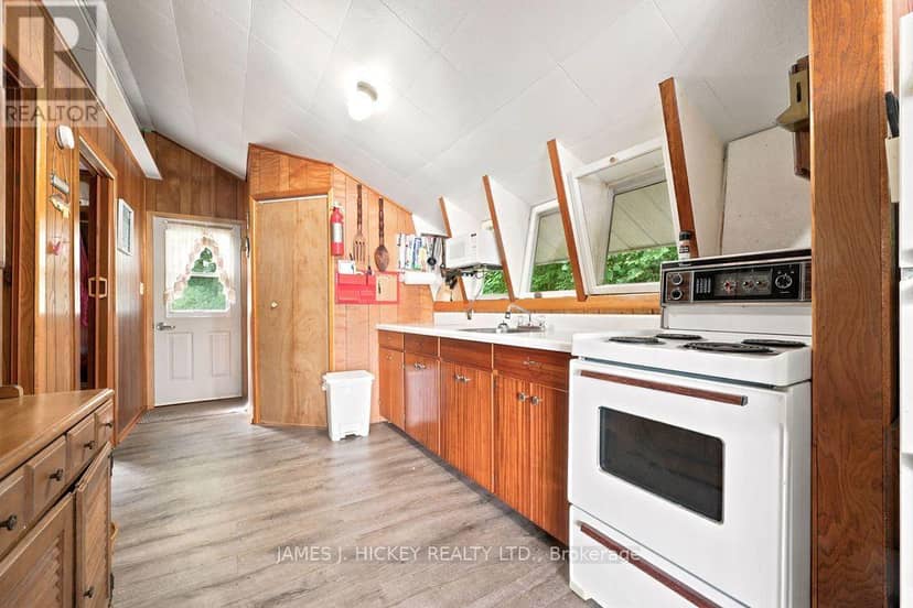 221 Duck Point Trail — photo 12 of 40