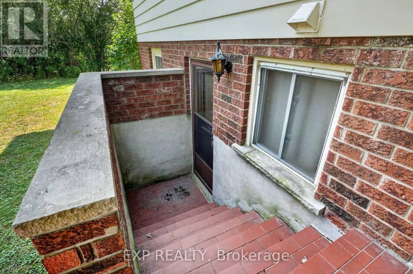 1370 Pound Avenue — photo 35 of 40