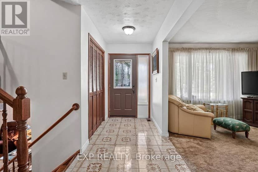 1370 Pound Avenue — photo 6 of 40