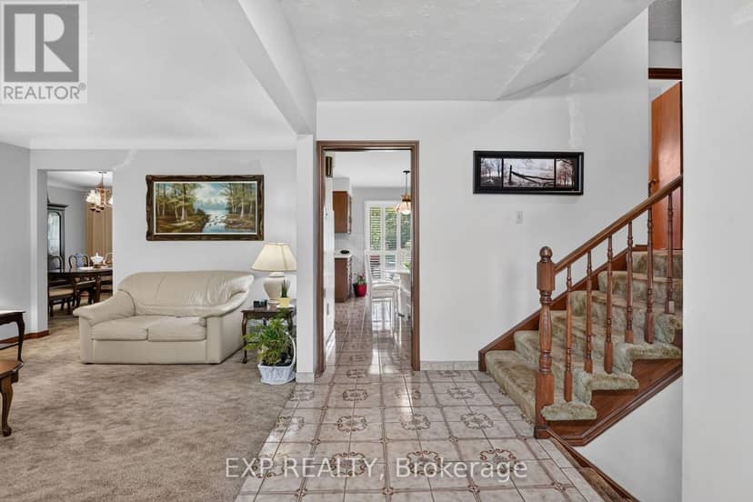 1370 Pound Avenue — photo 7 of 40