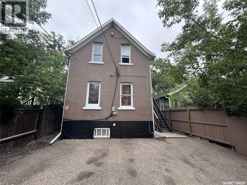 109 28th STREET W, Saskatoon, photo 2