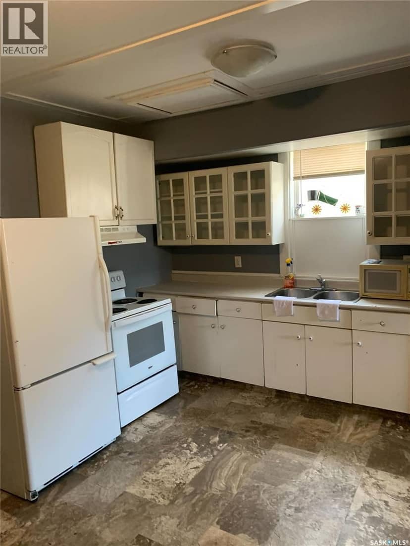 109 28th STREET W, Saskatoon, photo 3