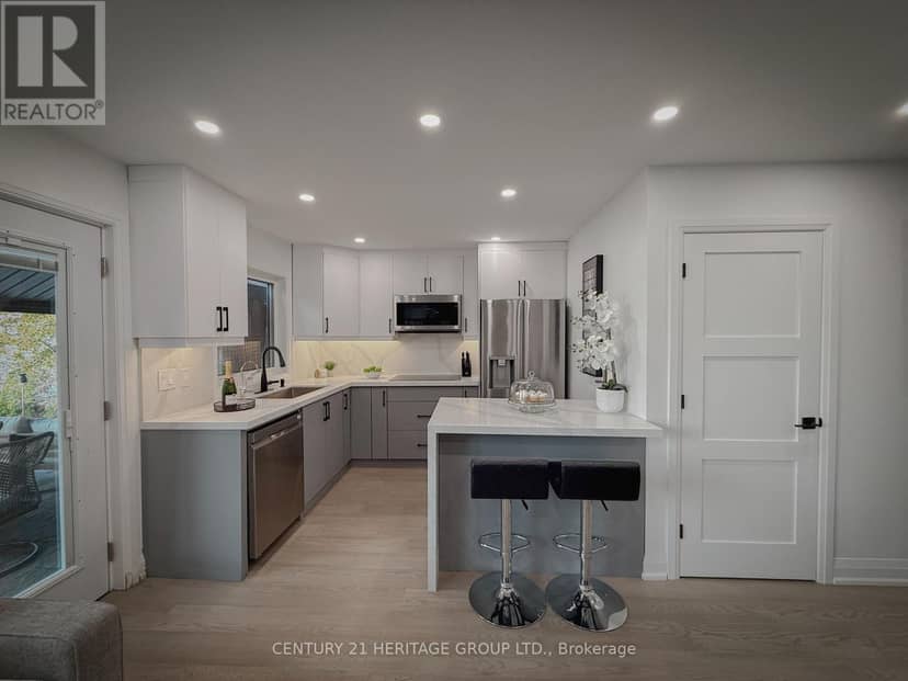 110 Hedge Road — photo 10 of 35