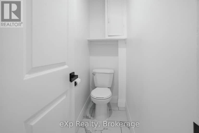 192 William Street W — photo 15 of 40