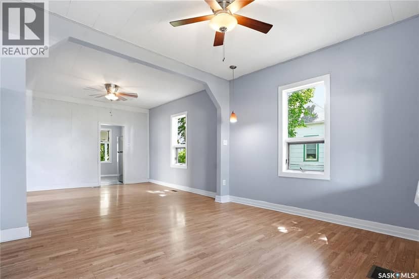 103A Norman AVENUE — photo 3 of 28