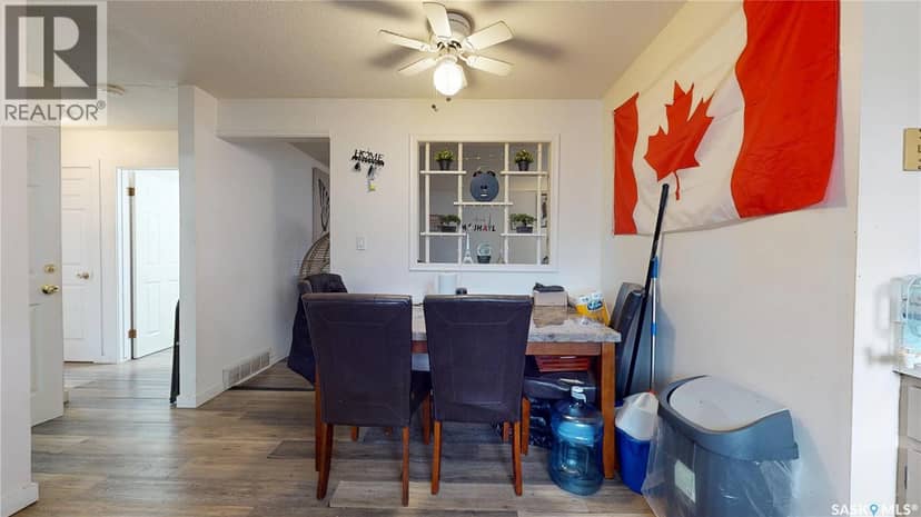 1208 Bond STREET — photo 12 of 40