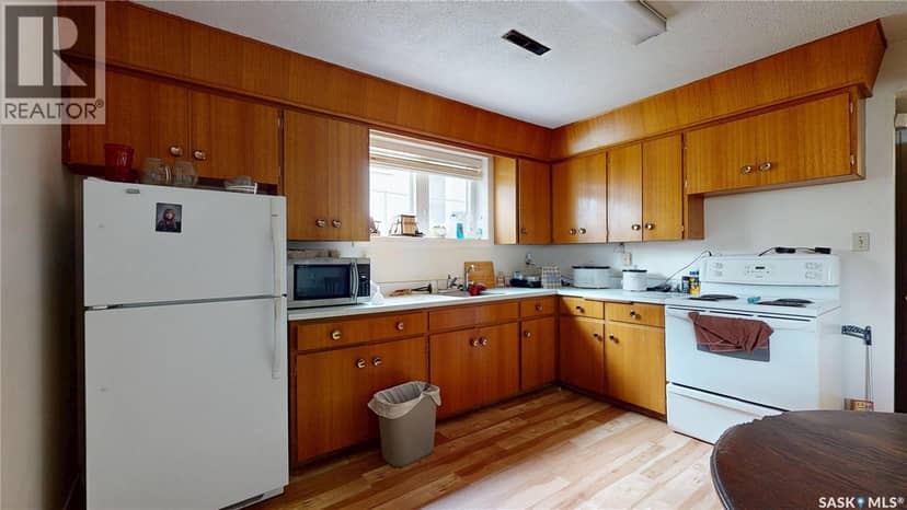 1208 Bond STREET — photo 30 of 40