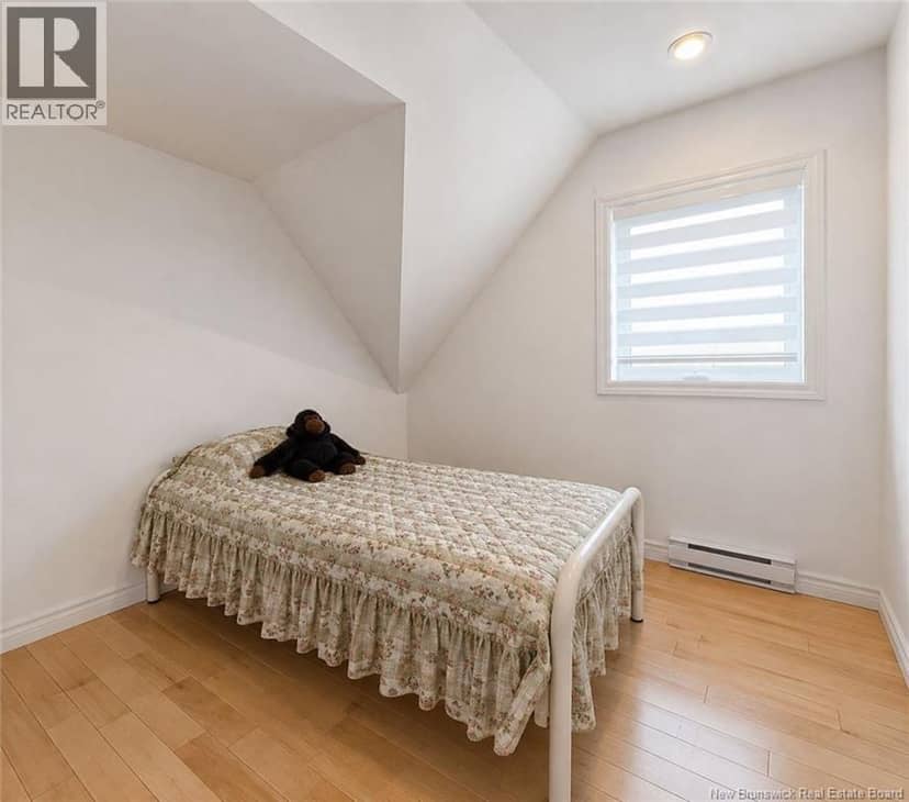 816 rue Basque — photo 19 of 26