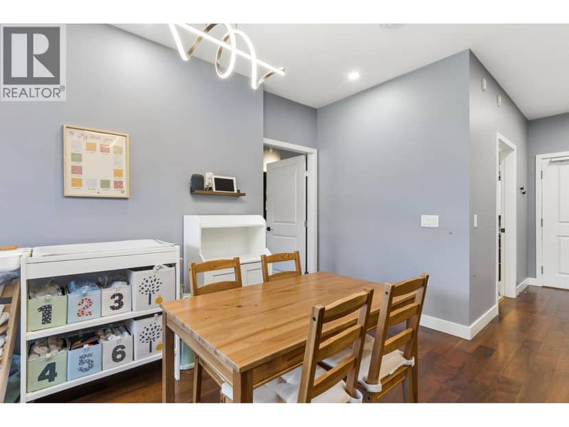 303 116 W 23RD STREET, North Vancouver, photo 5